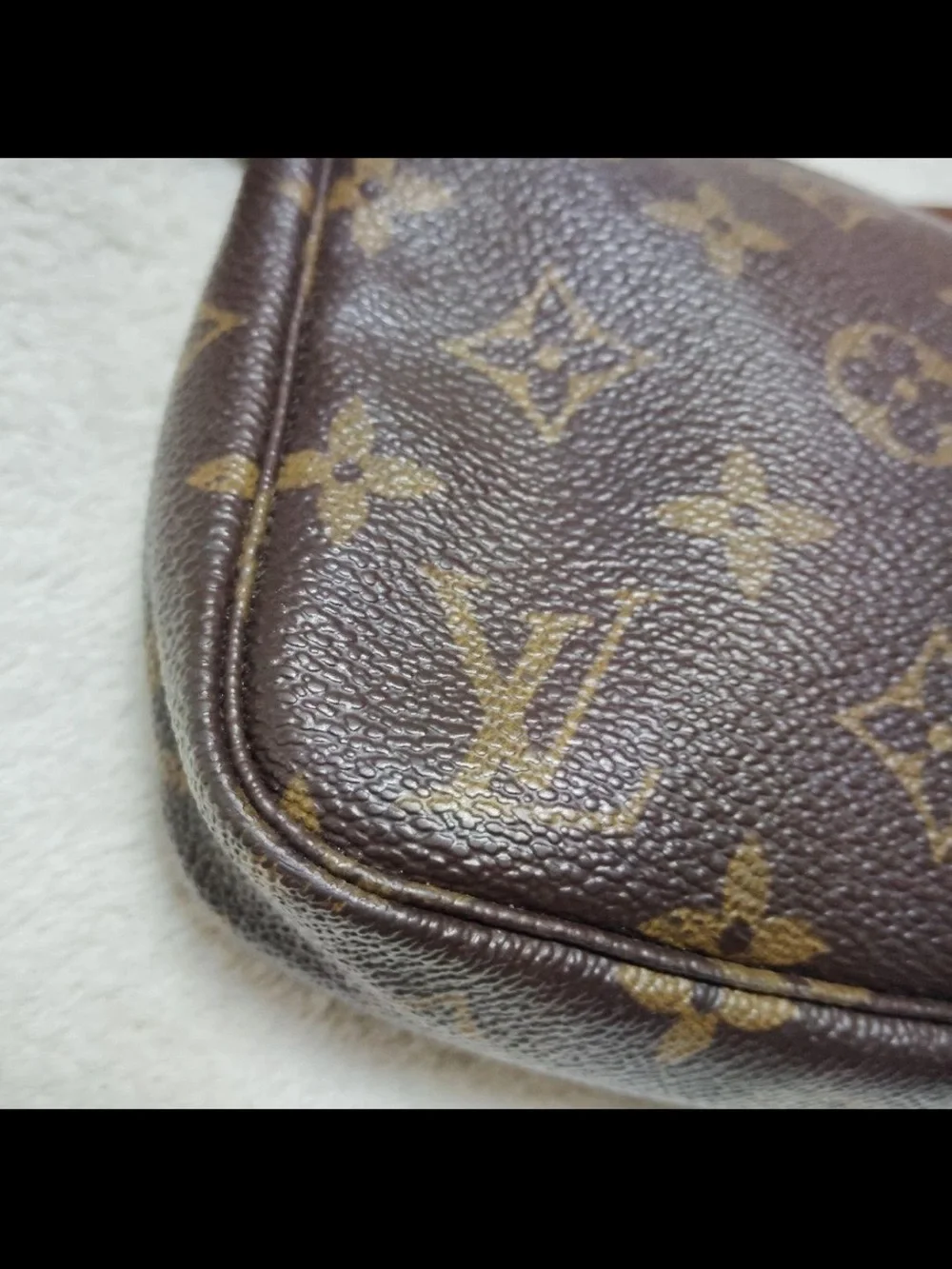 Louis Vuitton Monogram Canvas Shoulder Pochette in Brown and Tan
